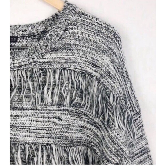 Express Womens Fringe Sweater Gray Tunic Size S Marled Chunky Knit Black White - Picture 4 of 16